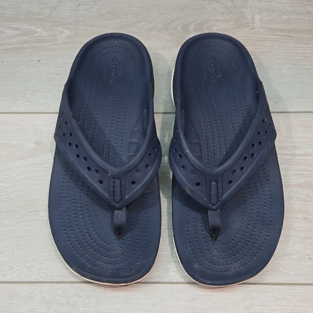 Crocs Iconic Comfort men Thong Sandals Flats shoes sz 7